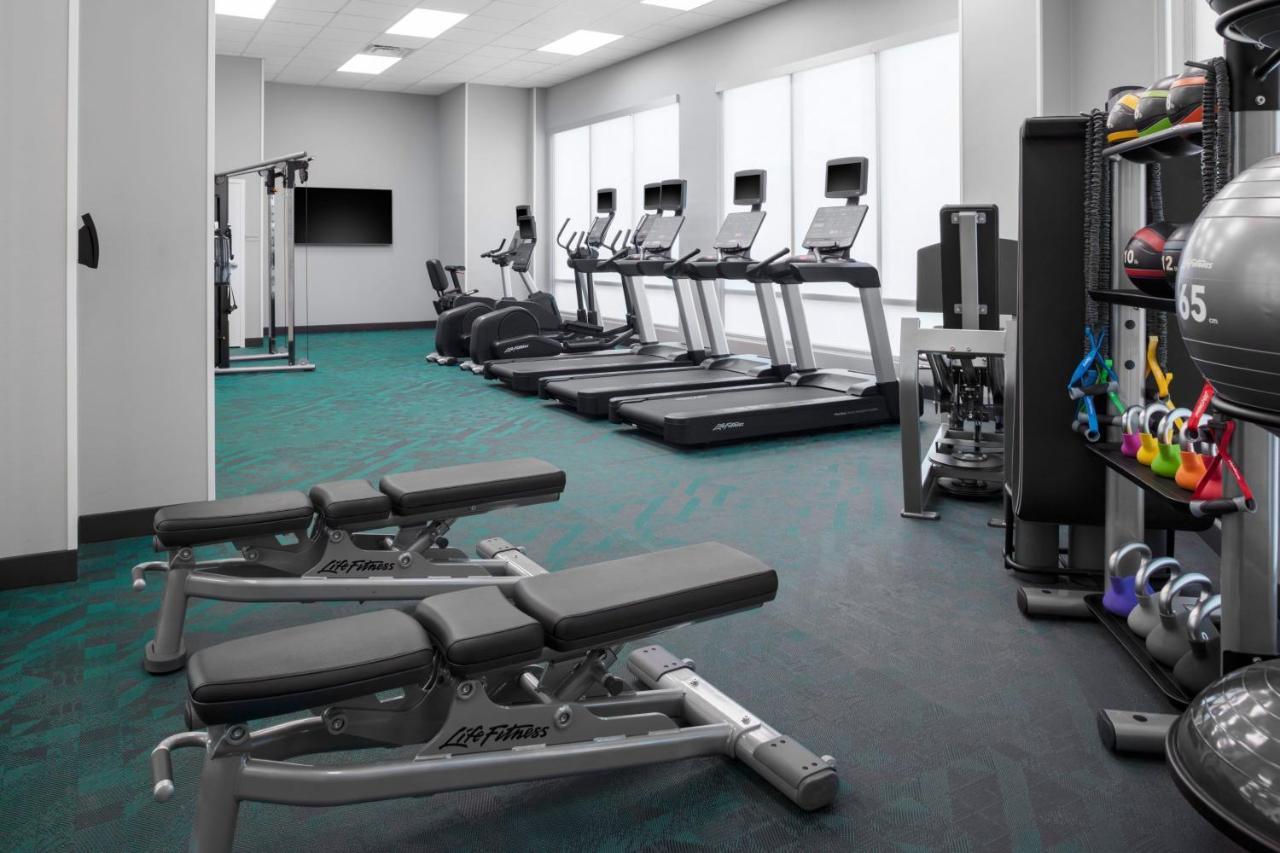 Towneplace Suites By Marriott Tampa Clearwater Buitenkant foto